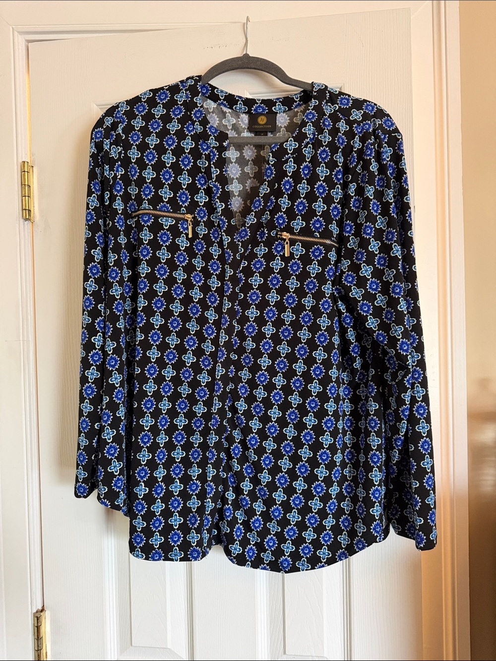 NWT JM Collection Blue & Black Blouse
